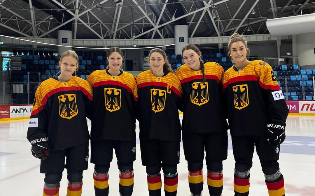 U18 WM Division I in Budapest – Fünf Indians Mädels kämpfen mit dem DEB Team um den Aufstieg in die Top Division